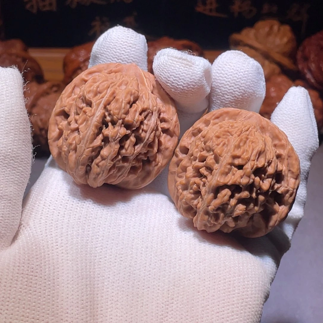 文玩核桃把件四座楼38.37，7016