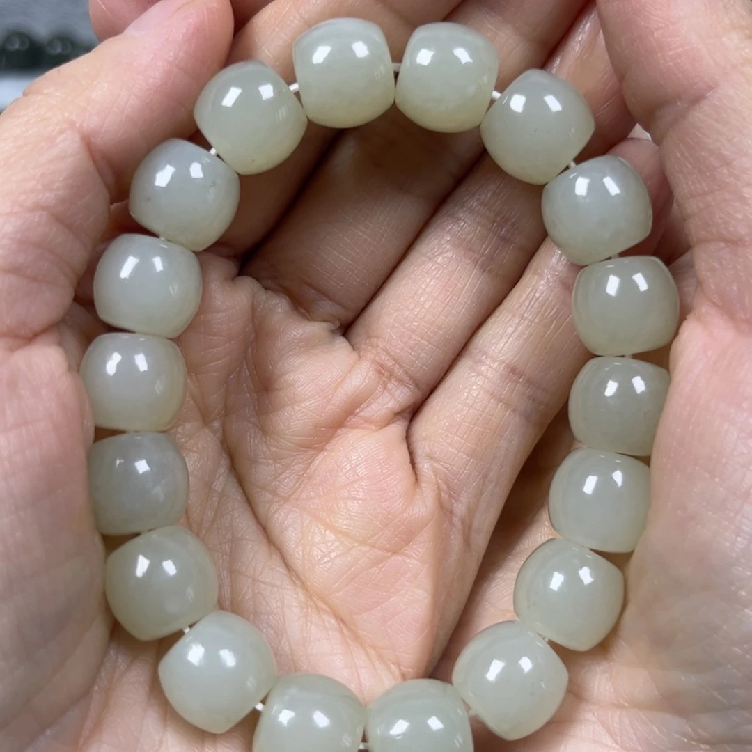 和田玉手链未镶嵌卡12苹果珠