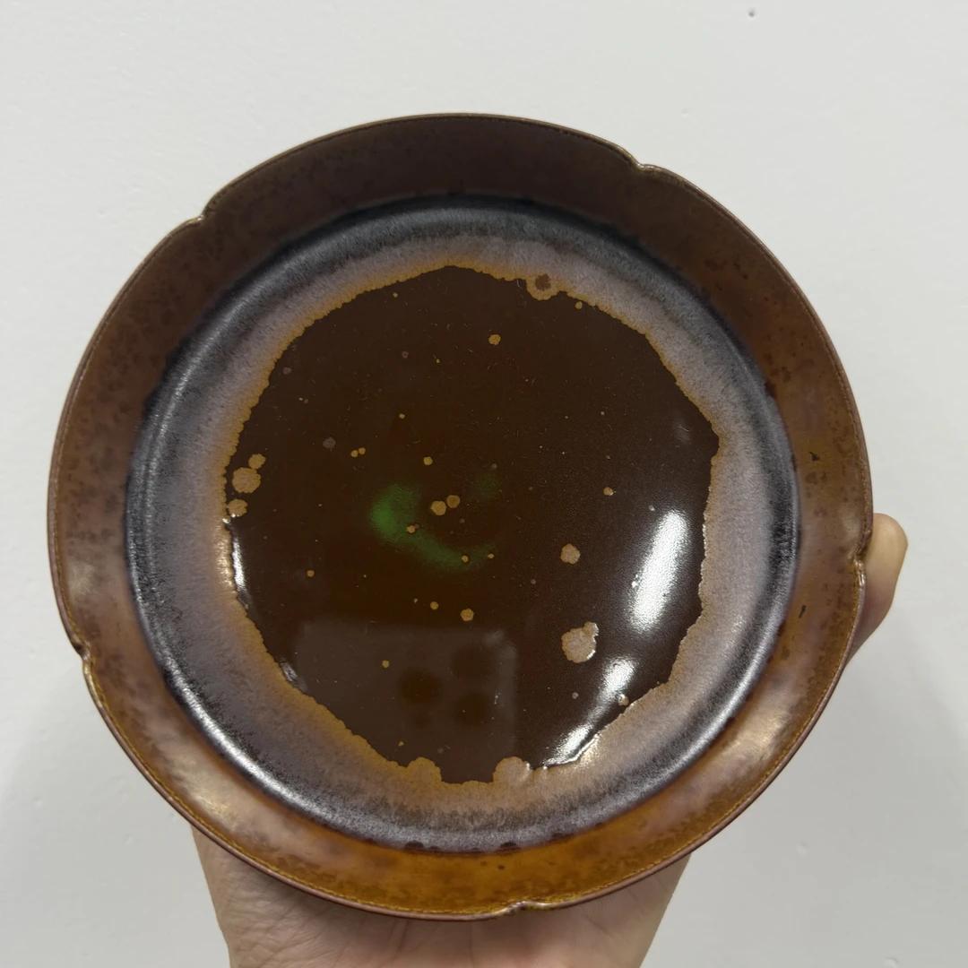 荣器 竖边葵口壶承