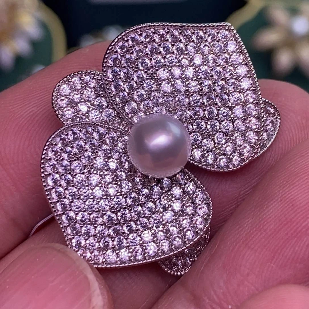 未镶嵌胸饰海水珍珠