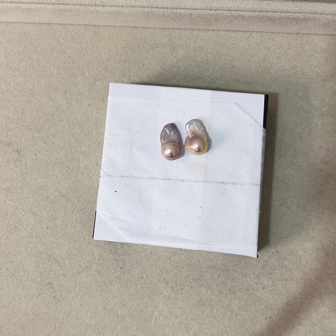 6****非金属巴洛克花瓣耳饰