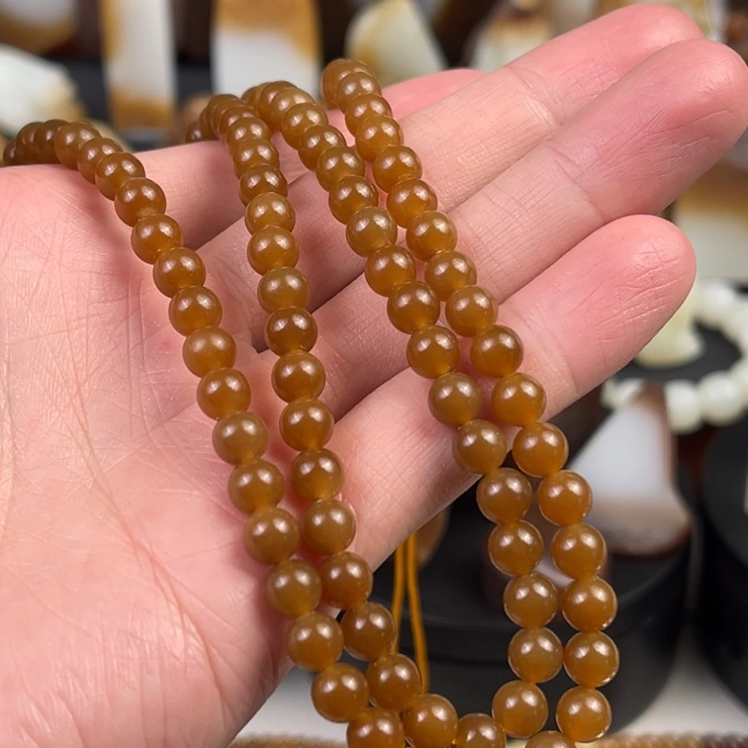 和田玉（糖玉）未镶嵌颈饰