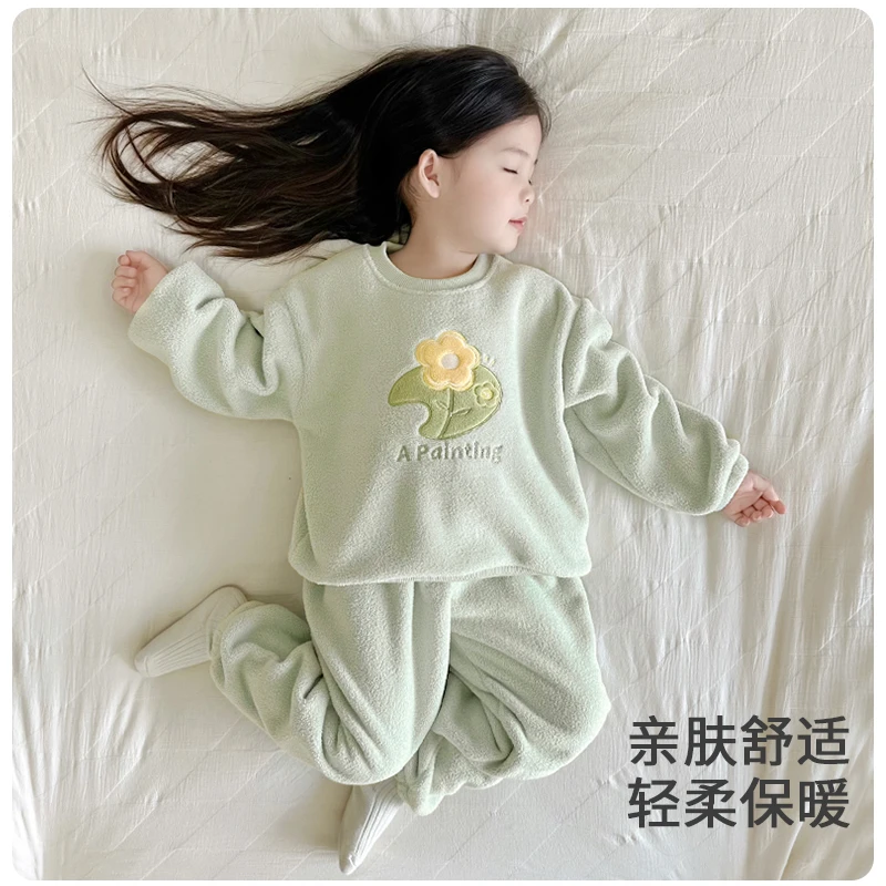 儿童新款家居服女孩套装冬秋季中大童保暖睡衣果粒绒男童2件套装