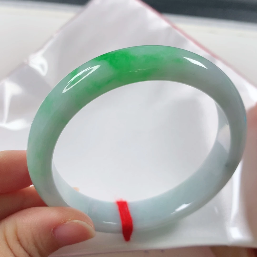 未镶嵌手镯翡翠235