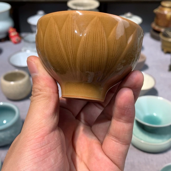 龙泉青瓷手工莲瓣茶碗