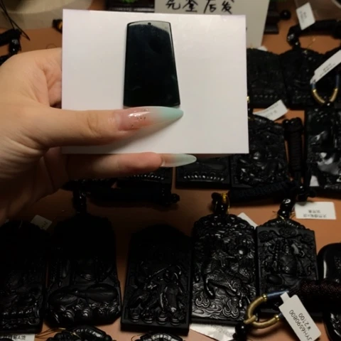 翡翠未镶嵌颈饰天然缅甸a货钢琴黑挂件