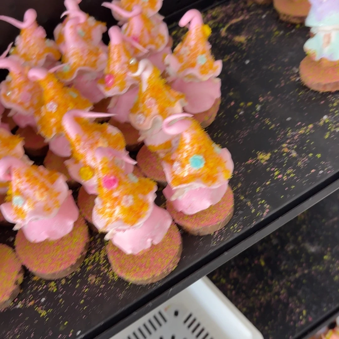 树脂制品40噢噢噢哦哦