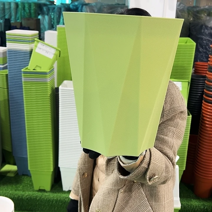 清仓FZ245口24高29绿色4个无托