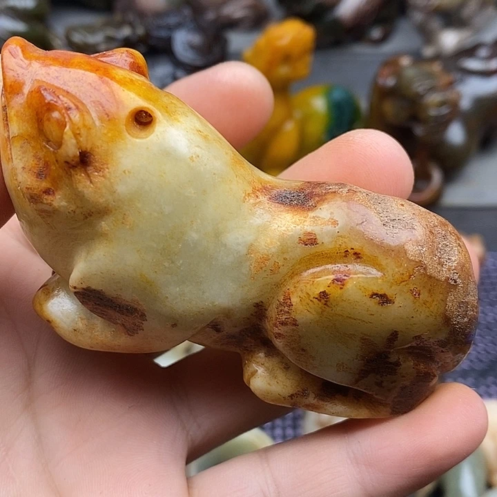 未镶嵌蛇纹石玉颈饰