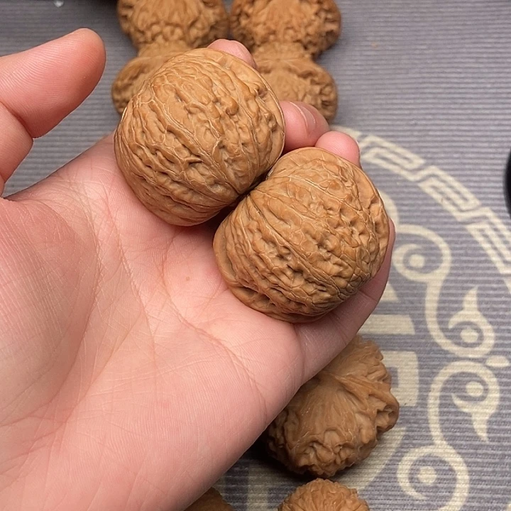 文玩核桃吊坠铁锤42