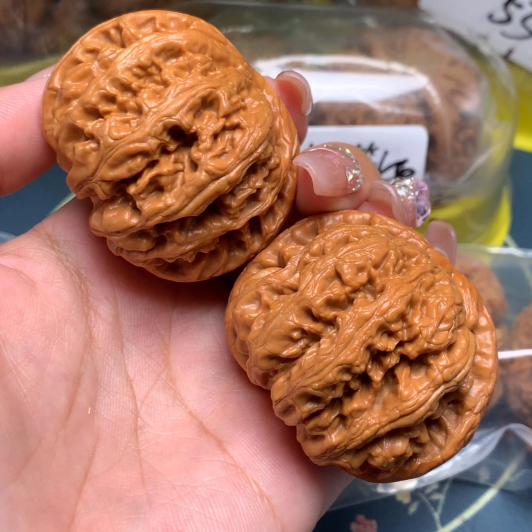 桃核吊坠47-24327-08