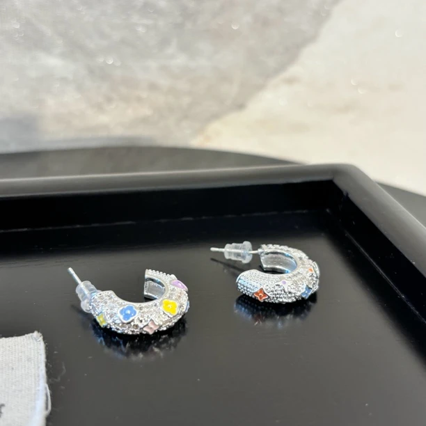 铜合金合成锆石耳饰 白色花花耳环EH3304