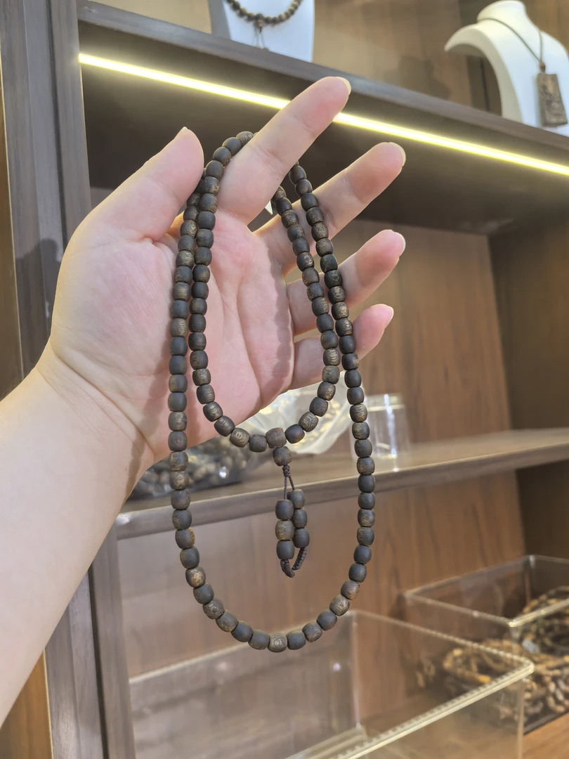 沉香黑马哥精品紫棋（珍藏品）0.7鼓珠多圈-多样性发其一