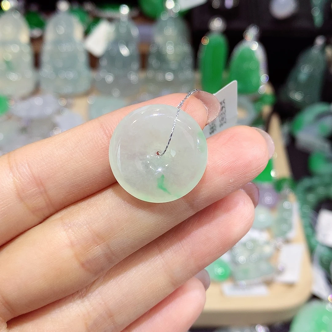 颈饰未镶嵌翡翠扣子