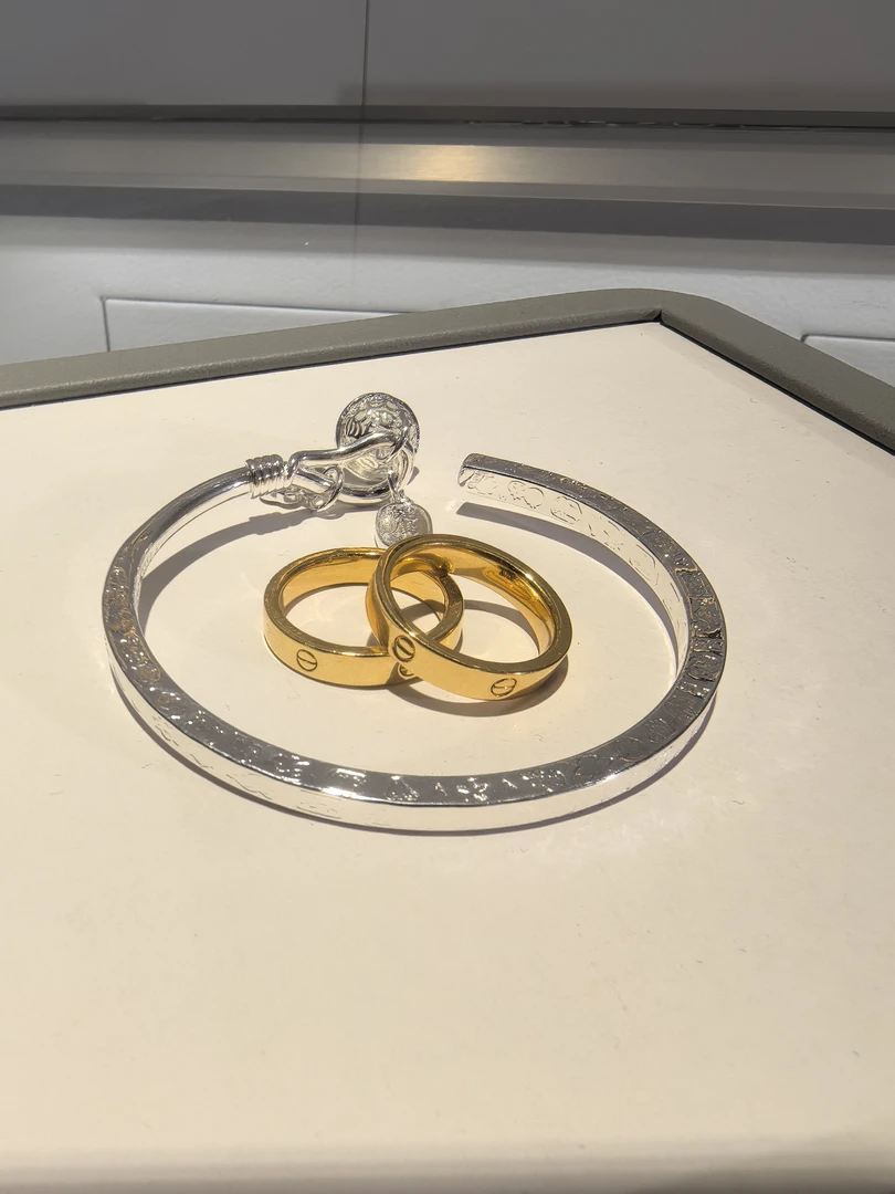 18k卡戒+吉言宫铃镯多样性发二