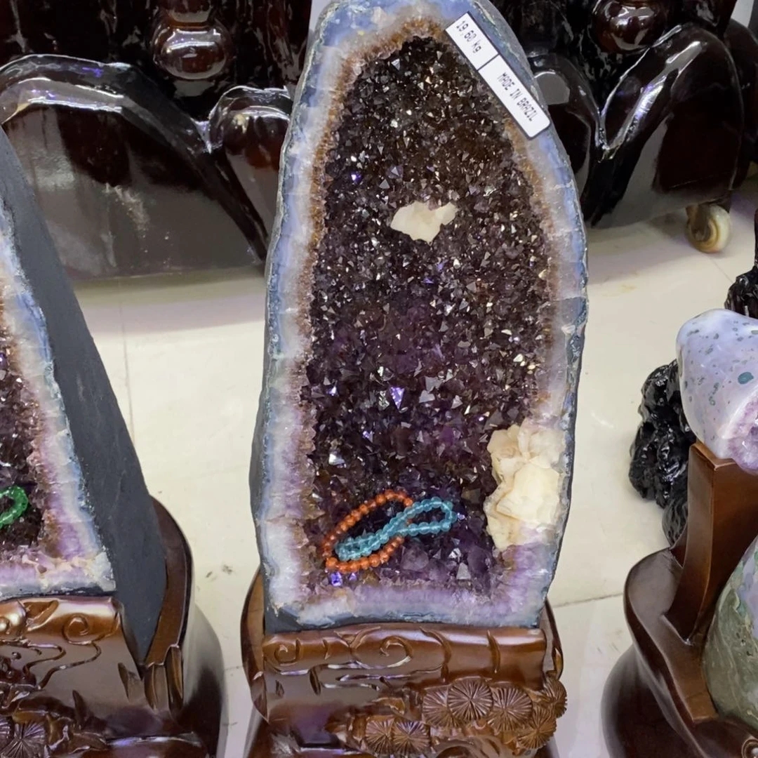 水晶摆件婷未镶嵌铁**宝