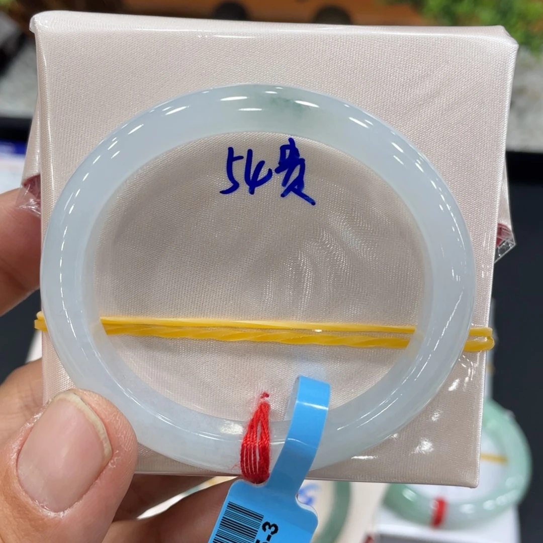 未镶嵌手镯翡翠翡翠