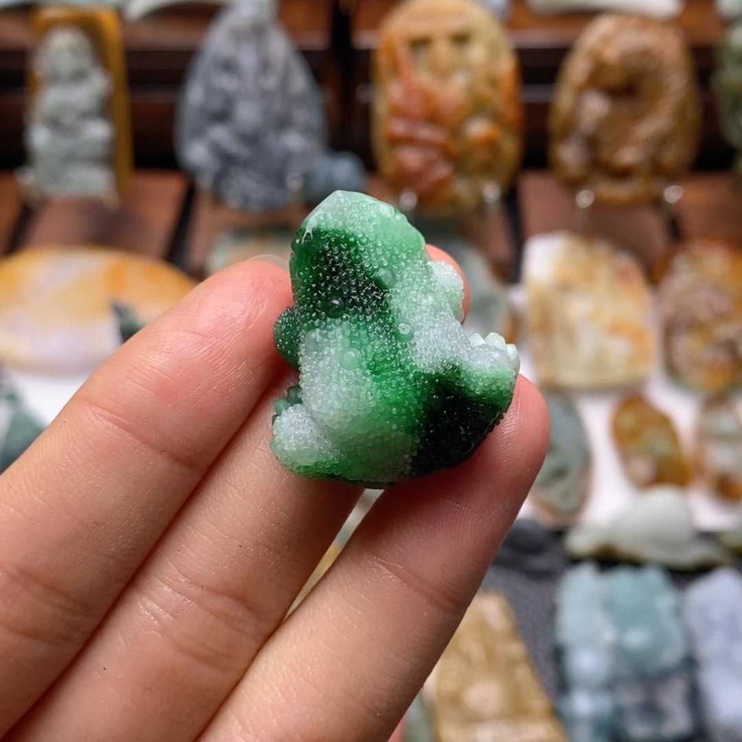 定制翡翠未镶嵌翡翠