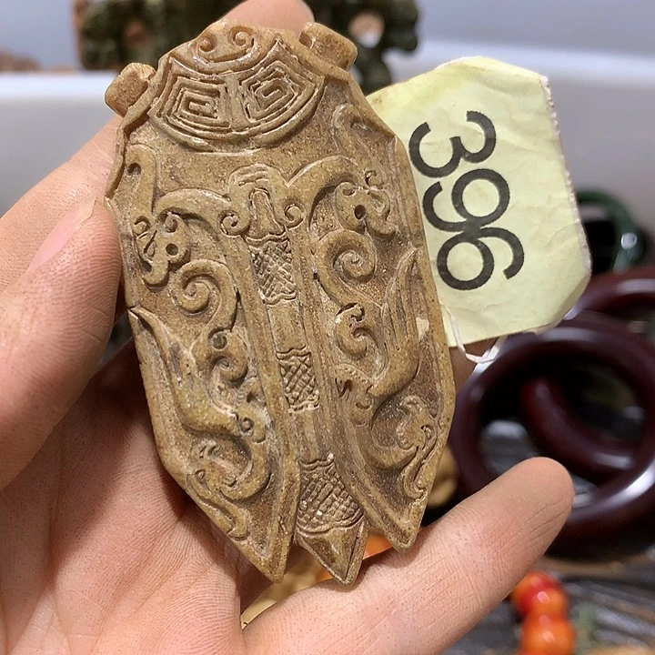 和田玉未镶嵌毛衣链