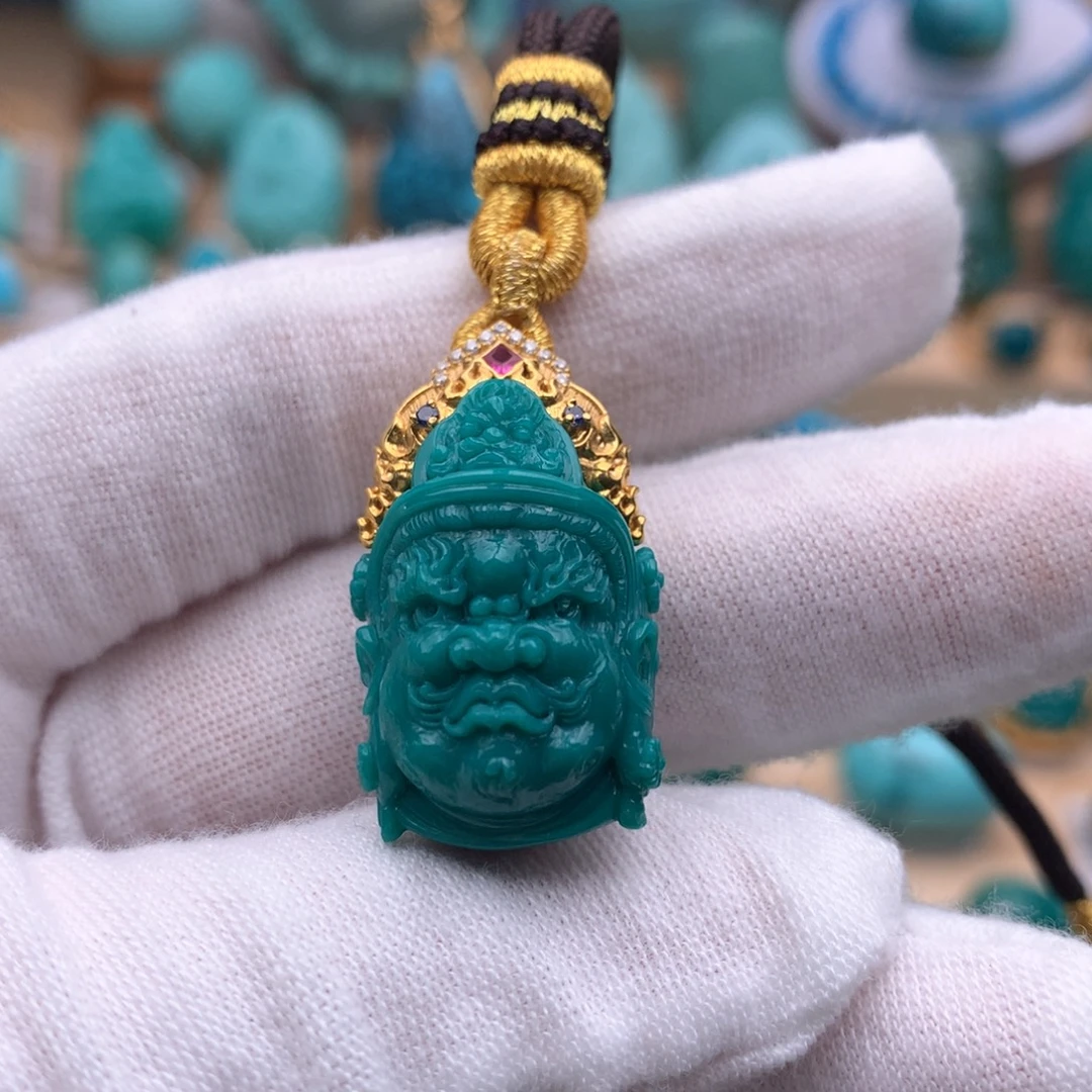 菩***僧绿松石18K金镶嵌珠宝奇石