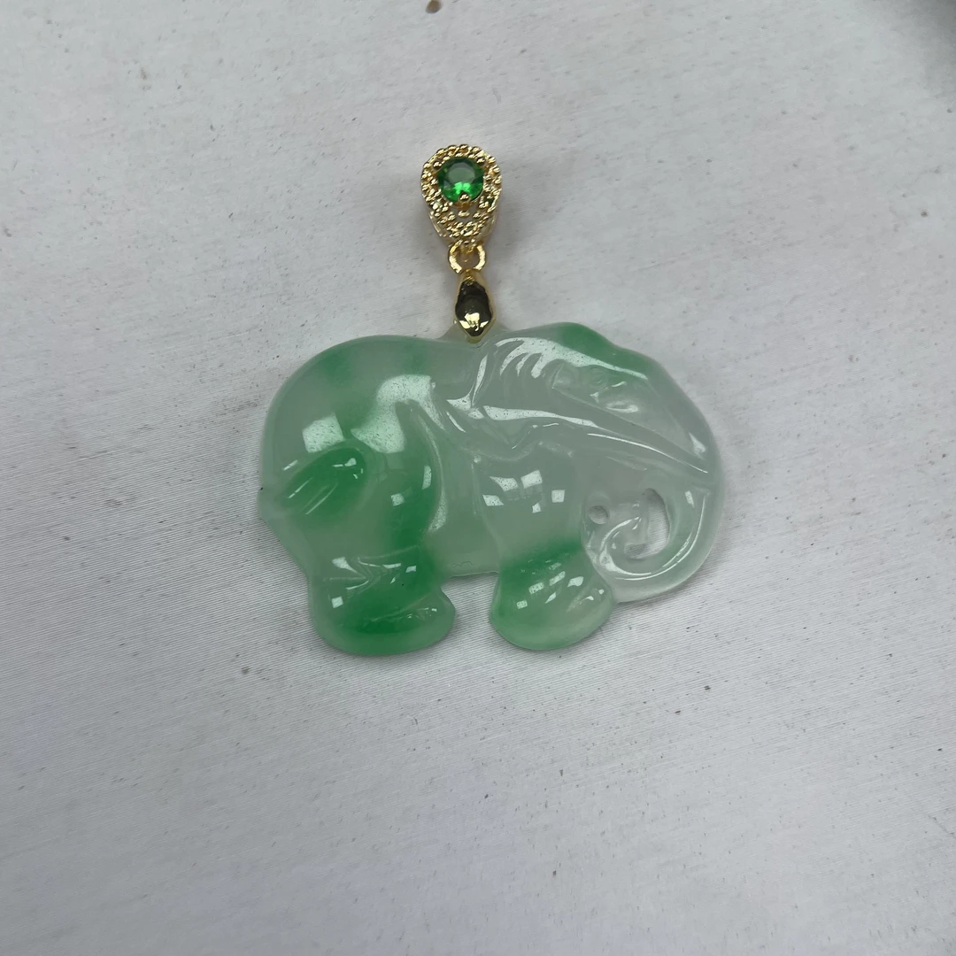 A933绿飘花大象吊坠时尚百搭男女款多样发货其一