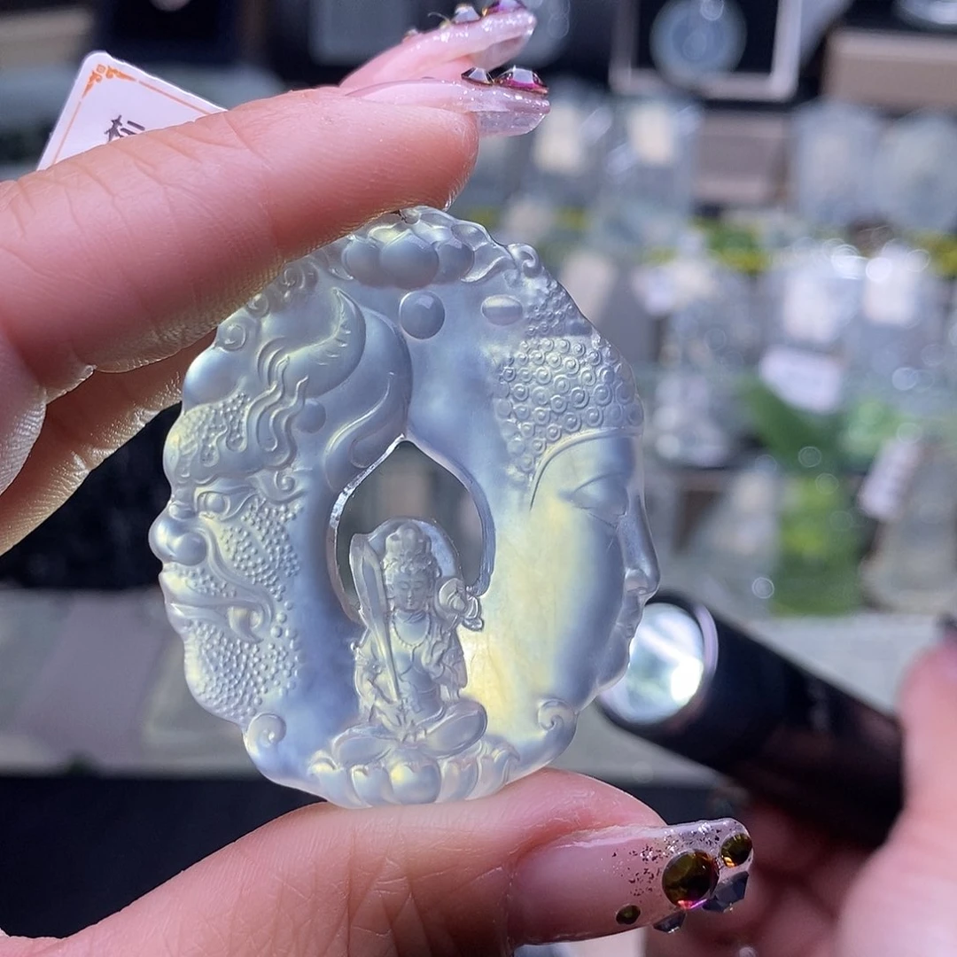 蛇纹石玉颈饰未镶嵌忒*