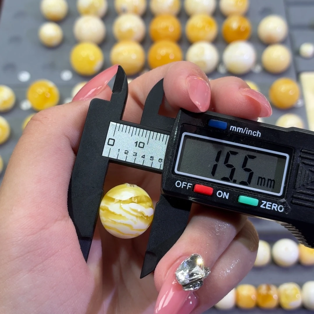 琥珀未镶嵌裸石圆珠