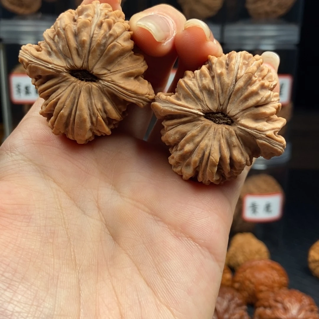 无***前吊坠文玩核桃43娄子