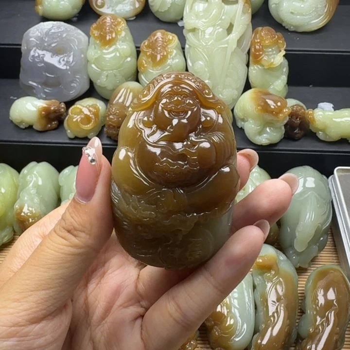 江***岁和田玉未镶嵌把件