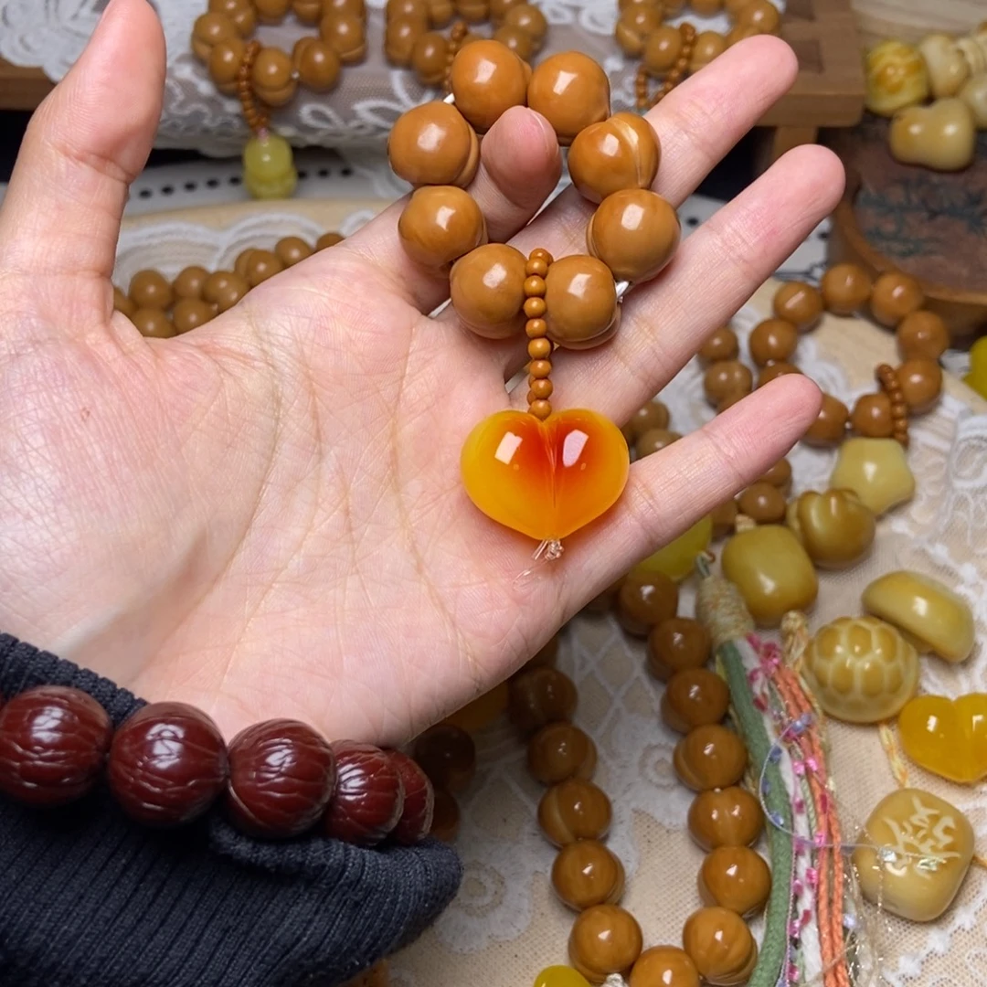 猴头核桃吊坠屁桃卡15