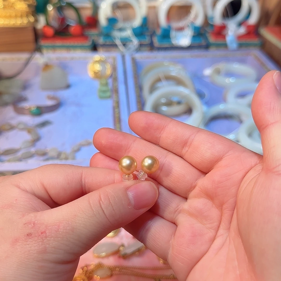 耳钉海水珍珠18K金镶嵌