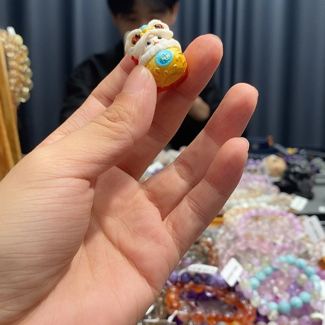 未镶嵌手链水晶?****
