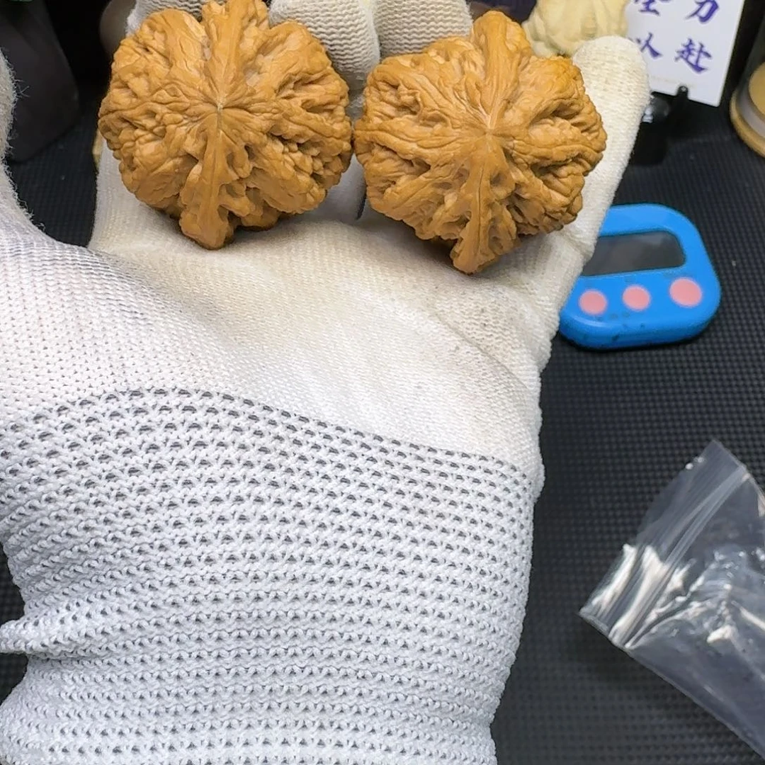 文玩核桃吊坠有****）46.5粗筋