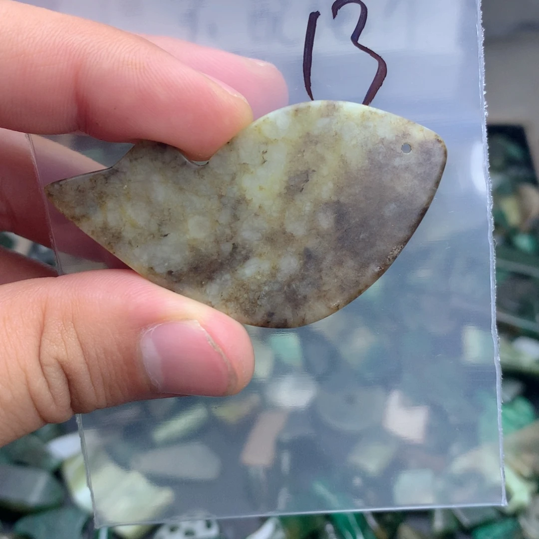 未镶嵌独山玉珠宝半成品