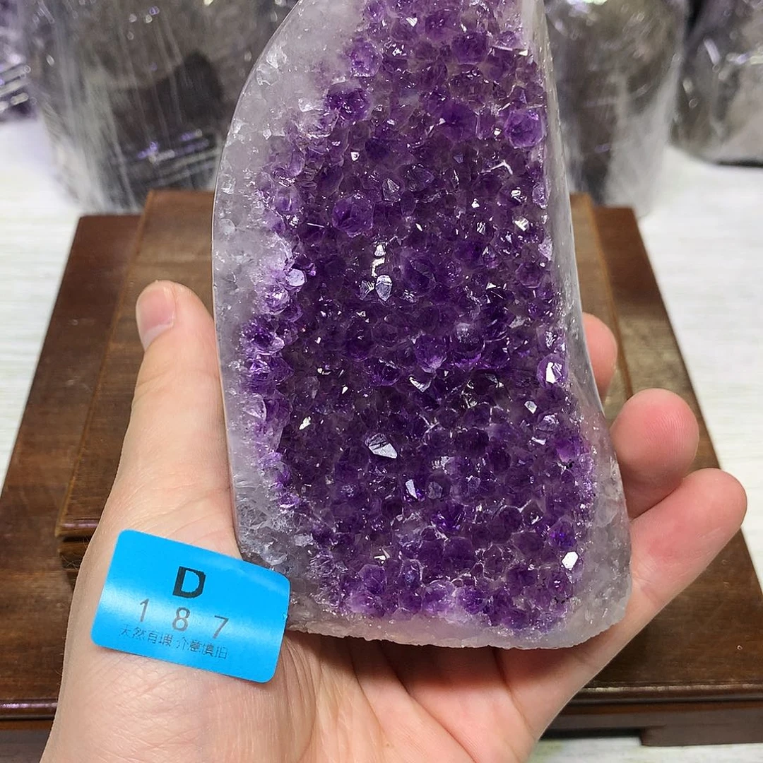 紫晶大型摆件（非配饰）未镶嵌