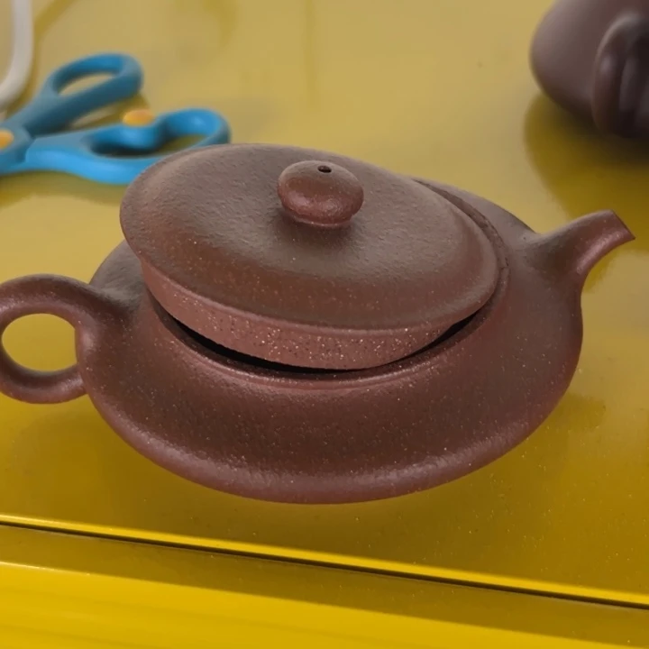 茶案紫砂紫泥瑕疵扁壶160cc