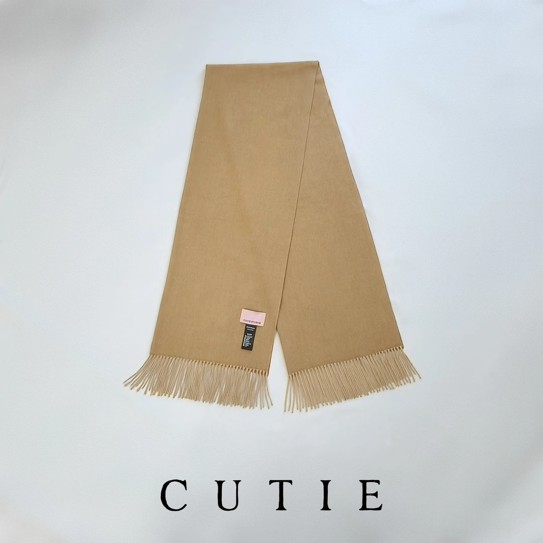 CUTIE 高级感卡其色围巾秋冬简约百搭男女同款围脖披肩