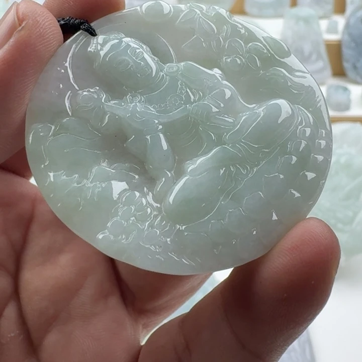 翡翠未镶嵌颈饰天然缅甸A货翡翠