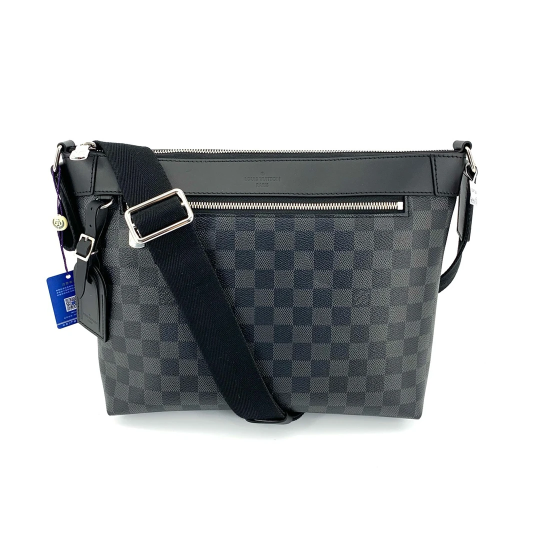 99新 LouisVuitton/路易威登  经典黑棋盘格小号斜挎包 尺寸30/24