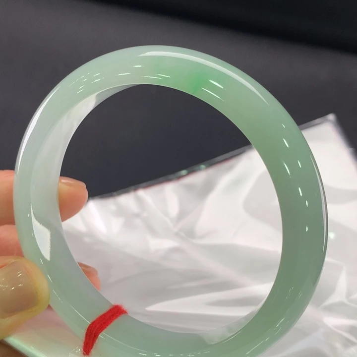 翡翠手镯未镶嵌正圈59