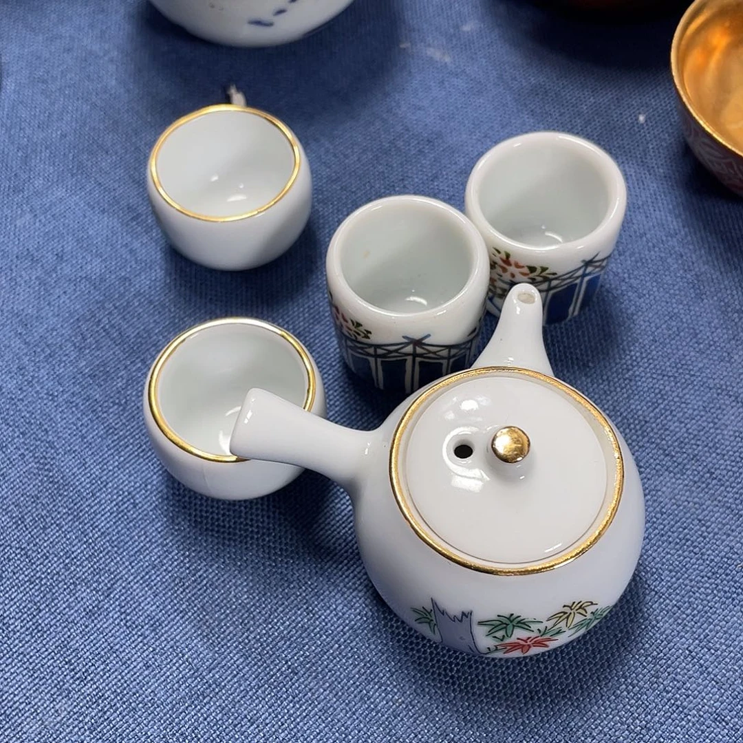 招***子瓷器制作工艺精湛