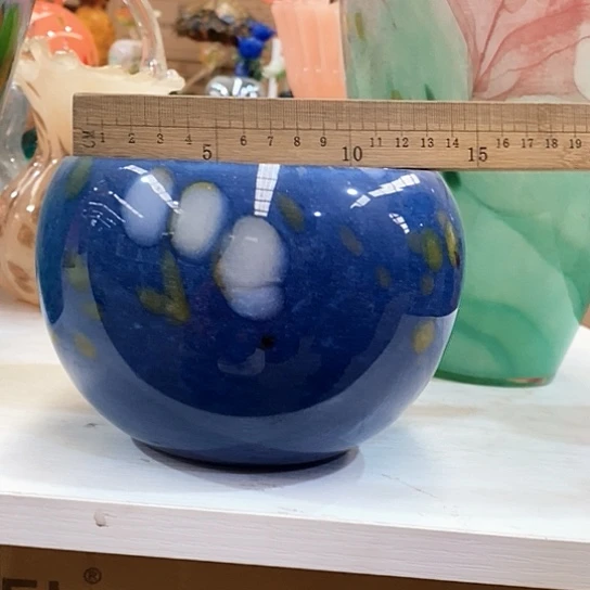 琉璃花瓶高12厘米口径12厘米