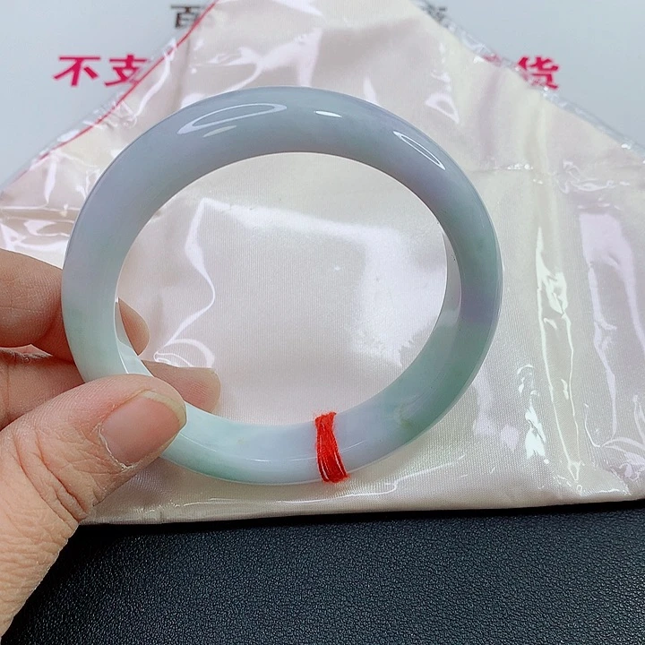未镶嵌手镯翡翠手镯