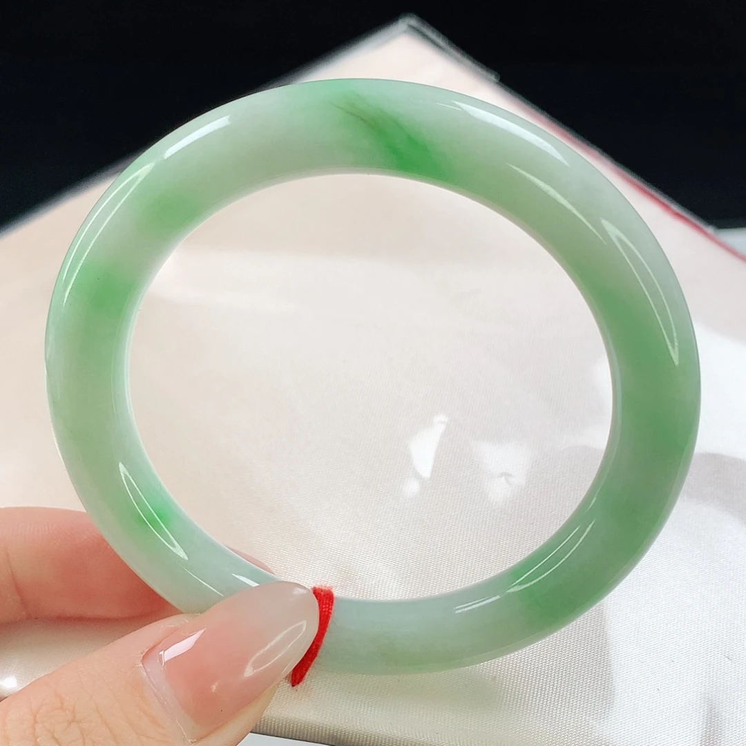 翡翠手镯未镶嵌637翡翠