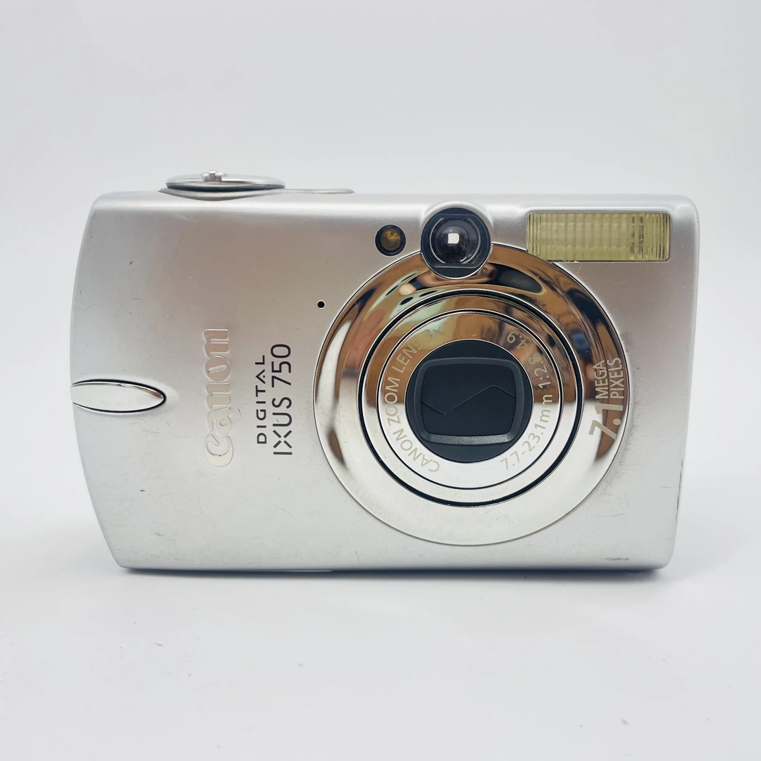 95新 Canon/佳能 IXUS750 710万像素 3倍光学变焦（no退换）屏老化