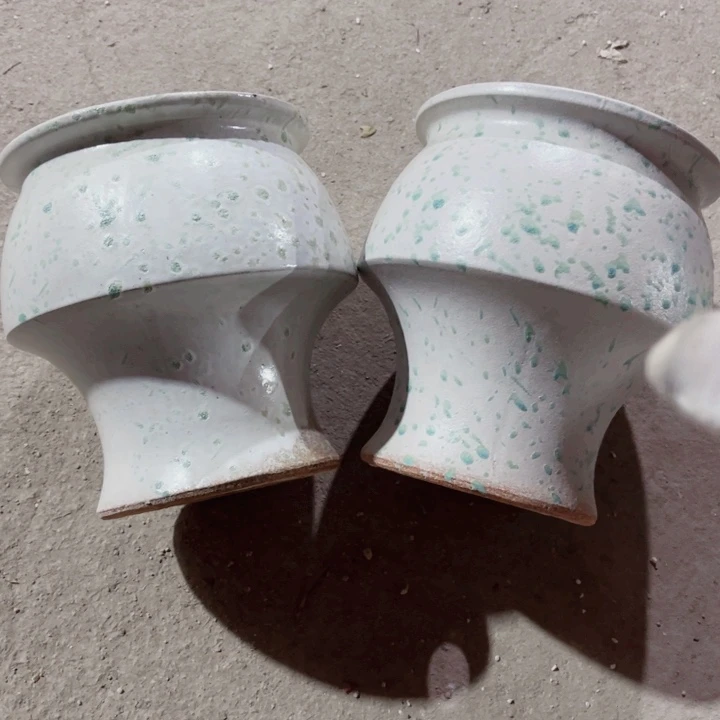 红陶口径17高度20两只小瑕疵