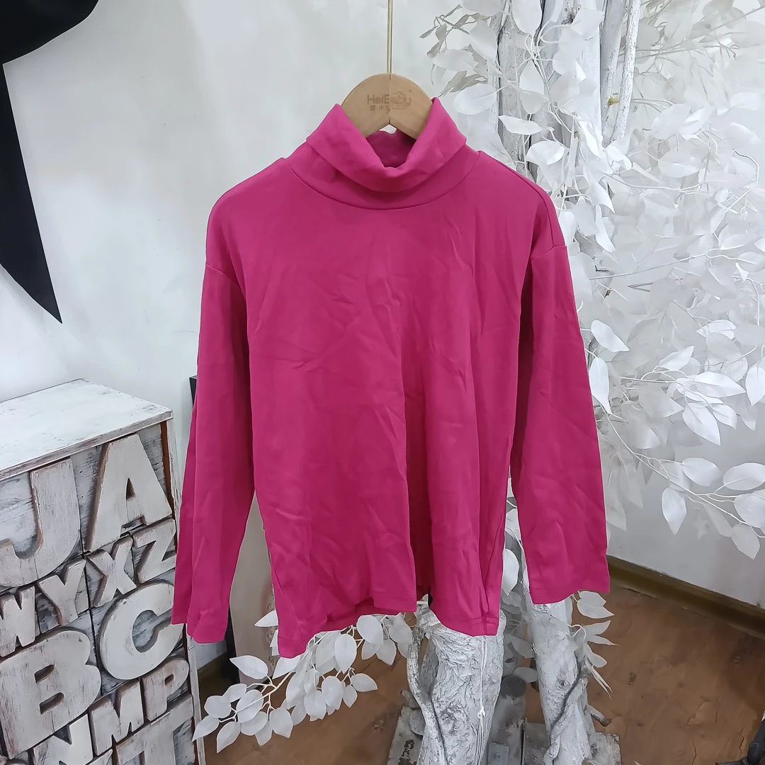R178玫红色加厚打底衫/啵里