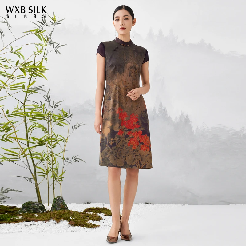 韦小宝香云纱桑蚕丝23年新款38姆米弹力双面缎连衣裙2321147071