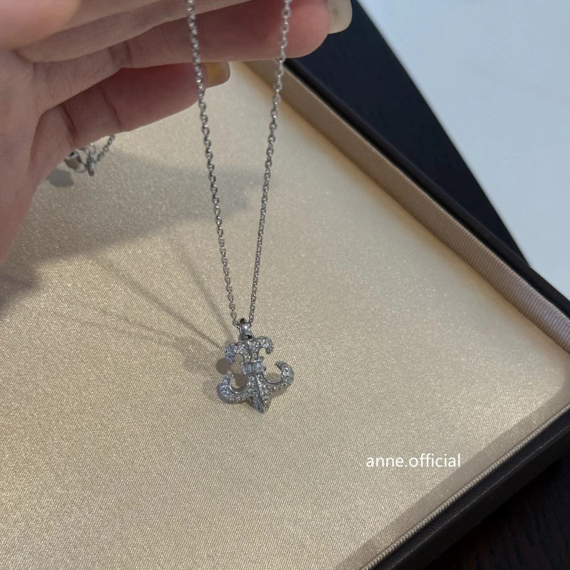 铜合金项链 光影流转轻奢满锆鸢尾花项链【X969】