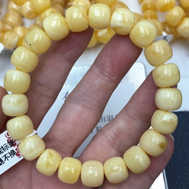 琥珀未镶嵌珠宝奇石4